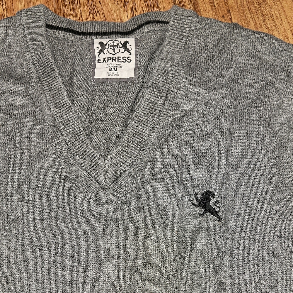 Express Men's Gray Sweater